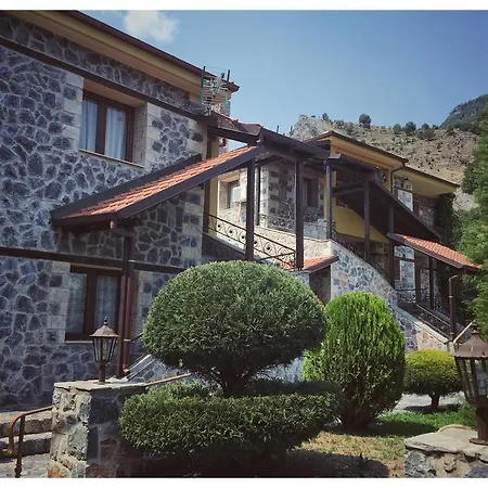Pensionat Yades Pozar